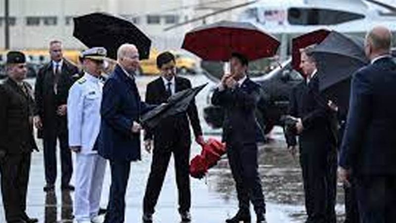 الرئيس الأمريكي يصل