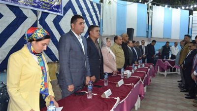 ضمن الاحتفال بشهر العمال.. حماة الوطن يكرم عمال المصانع بالإسكندرية