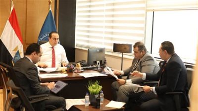 رئيس الرعاية الصحية يباشر عمله رسميًا من العاصمة الإدارية الجديدة