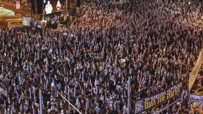 عاجل| للأسبوع الـ 20..  آلاف الإسرائيليين يتظاهرون ضد 