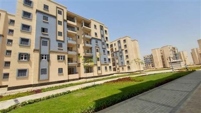 وزير الإسكان يتابع تنفيذ مشروع 