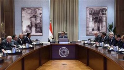 رئيس الوزراء يتابع موقف سداد مستحقات 