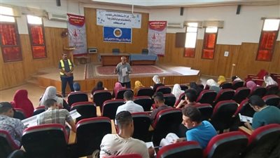 حزب الشعب الجمهوري بالوادي الجديد يقدم مراجعات مجانًا لطلاب الثانوية العامة