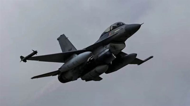 مقاتلة F-16