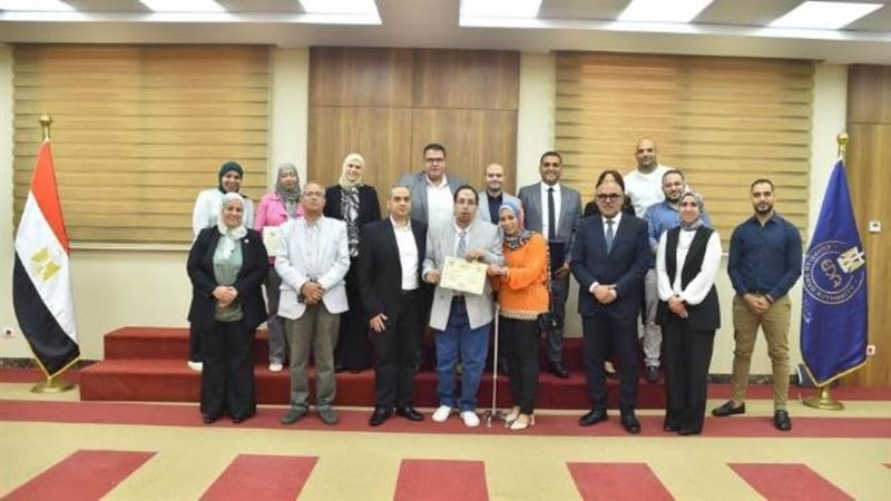 تكريم المتميزين بهيئة