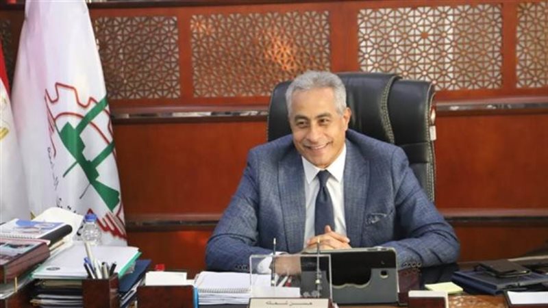 وزير القوى العاملة