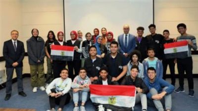 وزير التعليم يهنئ الطلاب المصريين الفائزين في معرض 