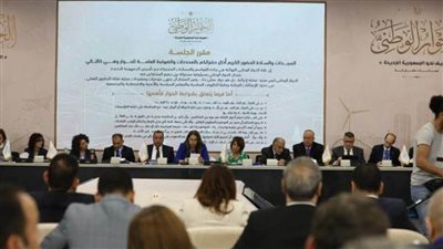 المشاركون بثاني جلسات لجنة الصناعة يؤكدون أهمية زيادة نسبة المكون المحلي في الصناعة