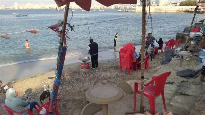 إحدى الشواطئ