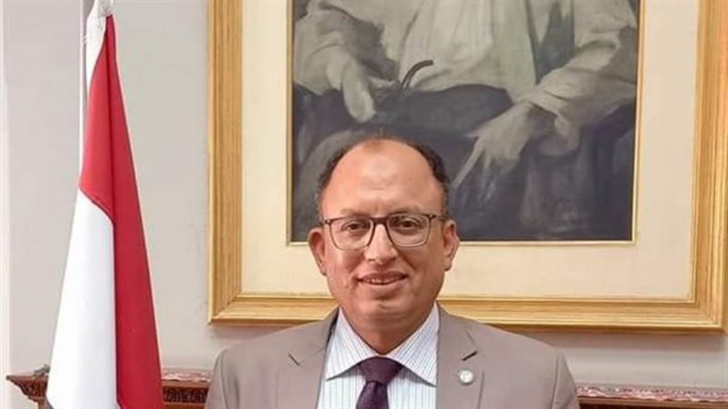 رئيس جامعة حلوان