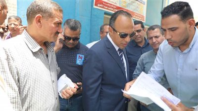 نائب محافظ المنيا يتابع انتظام أعمال توريد محصول القمح بصومعة نفرتيتي بدماريس