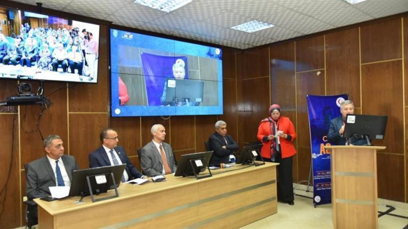 جانب من المؤتمر العلمي