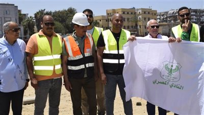 محافظ بورسعيد ورئيس النادي المصري يتفقدان مشروع انشاء ستاد النادي المصري الجديد