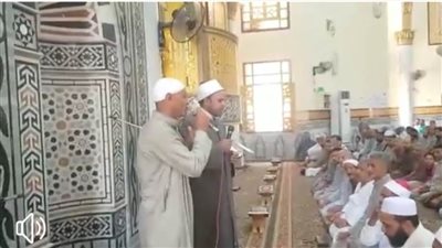 بالصلاة على الحبيب قلوب الذاكرين به تطيب مساجد الوادي الجديد تصدح بالصلاة على النبي عقب فريضة الجمعة