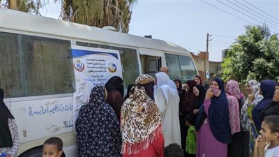 حياة كريمة.. خدمات طبية وندوات تثقيفية في قافلة سكانية شاملة بوادي النطرون