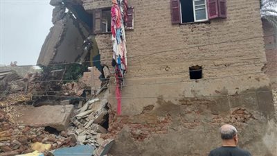 مصرع فتاة واصابة 8 آخرين في انهيار منزل بأسيوط