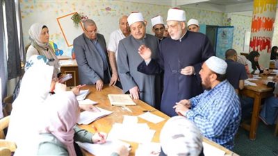 وكيل الأزهر ورئيس المعاهد الأزهرية يتفقدان كنترول ومركز تصحيح الشهادتين الابتدائية والإعدادية