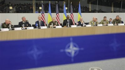 الناتو وأوكرانيا يبحثان احتياجات كييف وخطط إعادة الإعمار والتعاون في العلوم والتكنولوجيا