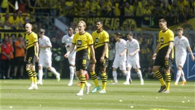 لايبزيج يفوزعلى شالكه 4-2 بالدوري الألماني لكرة القدم