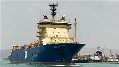 استئناف عبور سفينة البضائع XIN HAI TONG 23 ضمن قافلة الجنوب بعد إتمام إصلاحها 