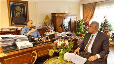 محافظ أسيوط يناشد شباب الخريجين بالتقديم في البرنامج التدريبي التسويق الإلكتروني