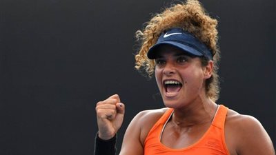 ميار شريف تتأهل إلى الدور الثاني ببطولة رولان جاروس للتنس