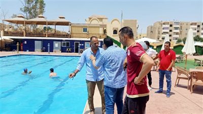 صحة الإسماعيلية تكثف حملاتها لسحب عينات من مياه حمامات السباحة 