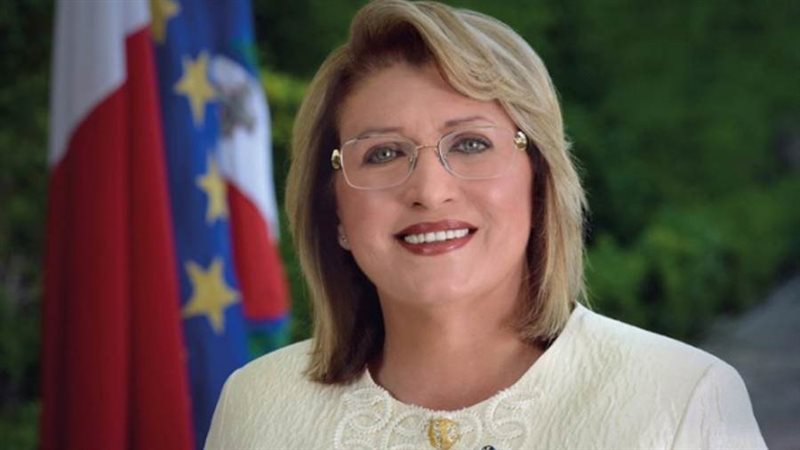 ماري لويز بريكا رئيسة