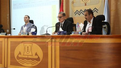 محافظ كفر الشيخ يناقش الخطة الاستثمارية