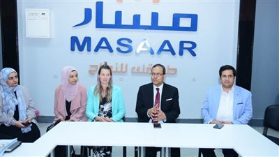 رئيس جامعة سوهاج يستقبل وفد أورنج كورنرز الهولندي لبحث سبل التعاون في مجال ريادة الأعمال 