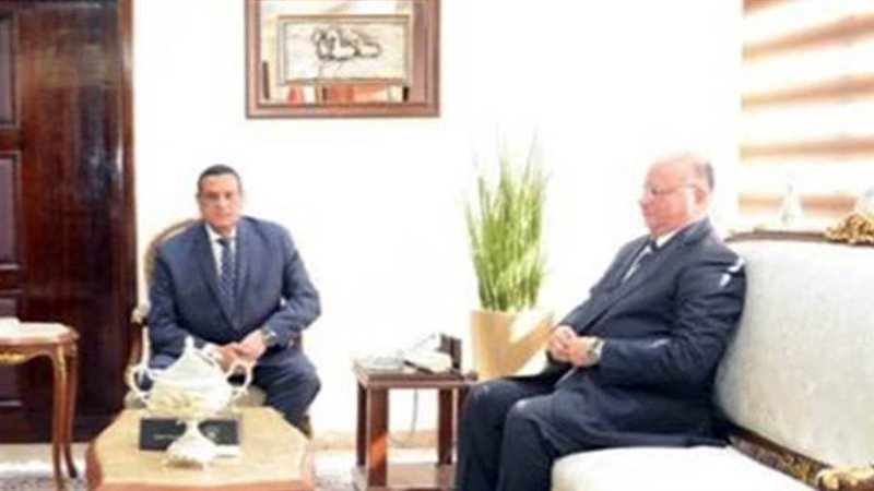 وزير التنمية المحلية