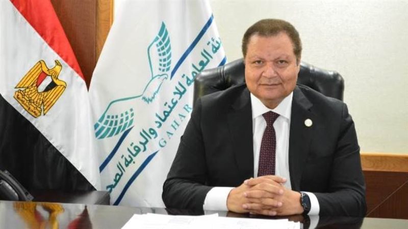 د. أحمد طه رئيس مجلس