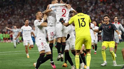 إشبيلية يفوز بالخبرات على روما ويتوج بالدوري الأوروبي للمرة السابعة في تاريخه