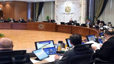 رئيس الوزراء يُشيد بافتتاح مجمع مصانع إنتاج الكوارتز بالعين السخنة