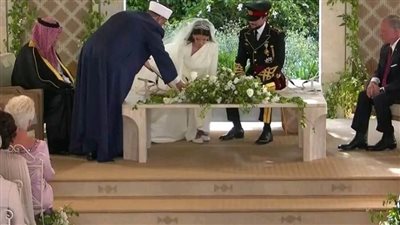 عاجل.. الحفيد 42 للنبي محمد يعقد قرانه على الآنسة رجوى السيف 