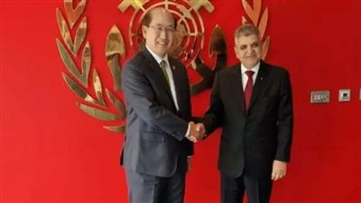 مباحثات تعاون بين قناة السويس والمنظمة البحرية الدولية في مجالات التدريب والتحول الأخضر