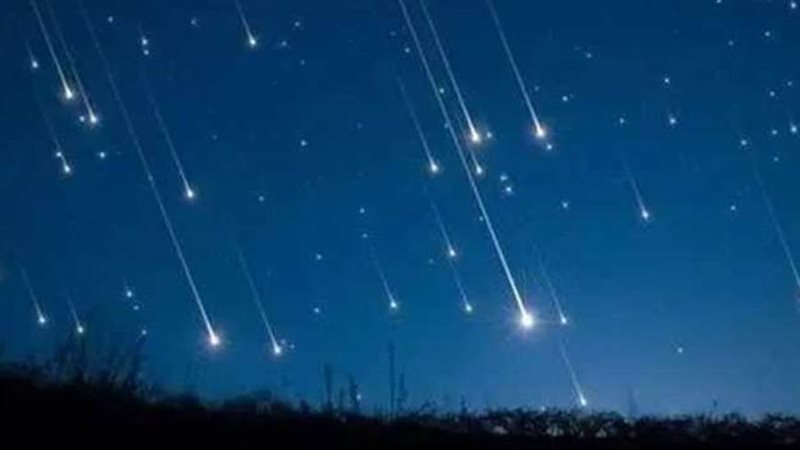 ظاهرة فلكية تزين