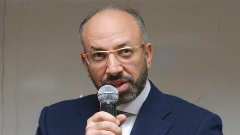 الدكتور حسام المندوه