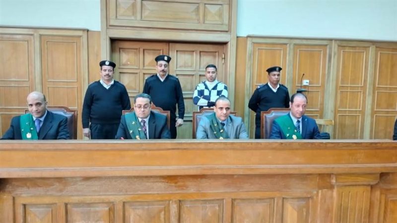 المشدد 15 عاما لـ