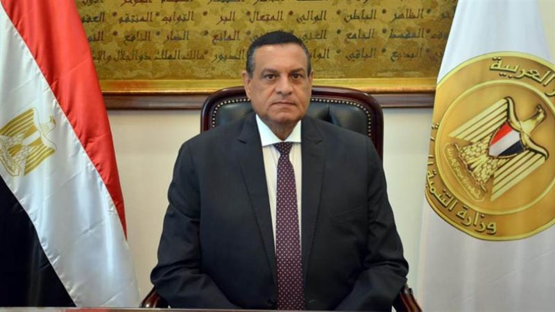 وزير التنمية المحلية