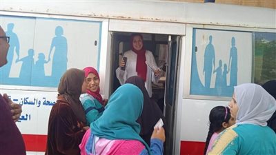 محافظ الإسكندرية يوجه باستمرار القوافل الطبية والاجتماعية وتوسيع مظلة الرعاية الصحية