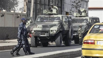  الجيش السنغالي ينشر قواته في داكار مع تزايد أعمال الشغب