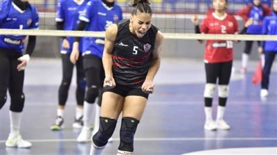 الزمالك يجدد عقد محترفة الطائرة 