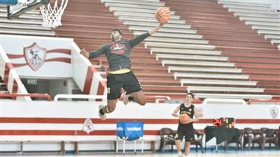 الزمالك يستطلع رأي معاذ أيمن من أجل العودة لفريق السلة