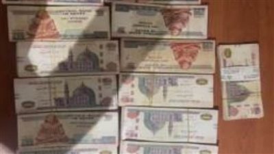 أجهزة الأمن بميناء القاهرة الجوى تنجح فى ضبط 7 أشخاص حاولوا تهريب مبالغ مالية 