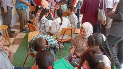 محافظ أسيوط: تنظيم فعاليات وأنشطة بزيارة المكتبة المتنقلة لقرية الشامية بساحل سليم ضمن مبادرة حياة كريمة