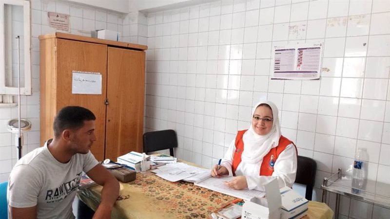 فحص 16812 شخصا ضمن