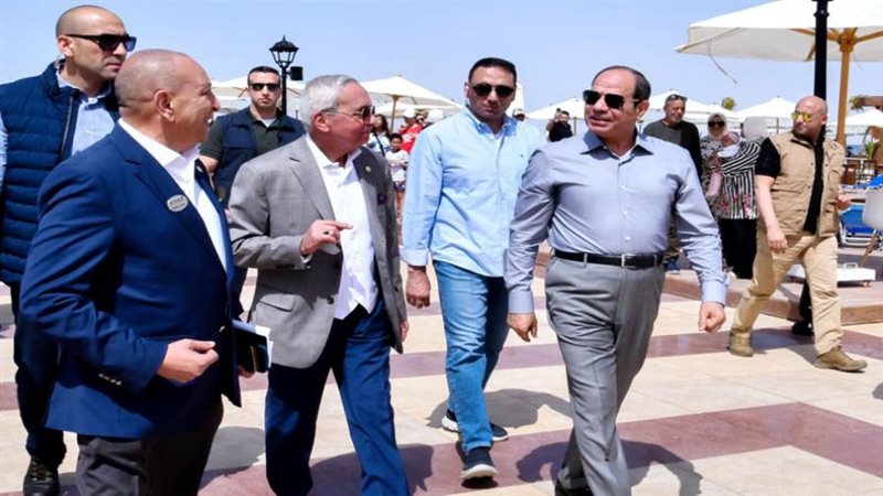 الرئيس السيسي أثناء