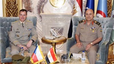 الفريق أسامة عسكر يلتقي رئيس هيئة الأركان العامة التشيكية