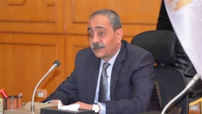 محافظ الإسماعيلية يدعو المستثمرين إلى التوسع في قطاع التصنيع الزراعي